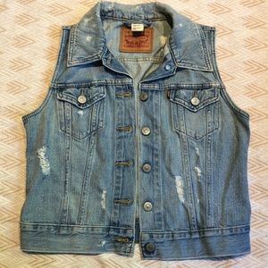 Levi’s Distressed Denim Vest Women’s Size Small